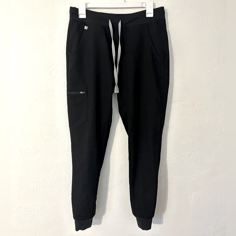 Black small TALL Zamora fig joggers